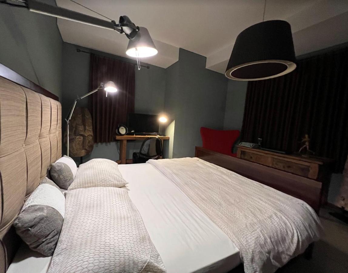 2 Bedrooms - Thamrin Executive Apartment At Jakarta Center Kültér fotó