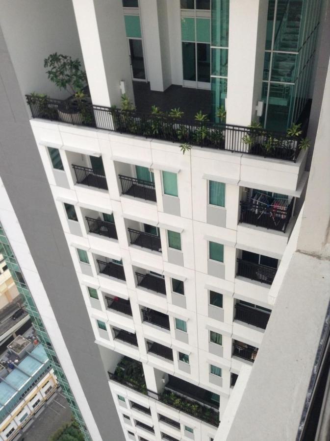2 Bedrooms - Thamrin Executive Apartment At Jakarta Center Kültér fotó